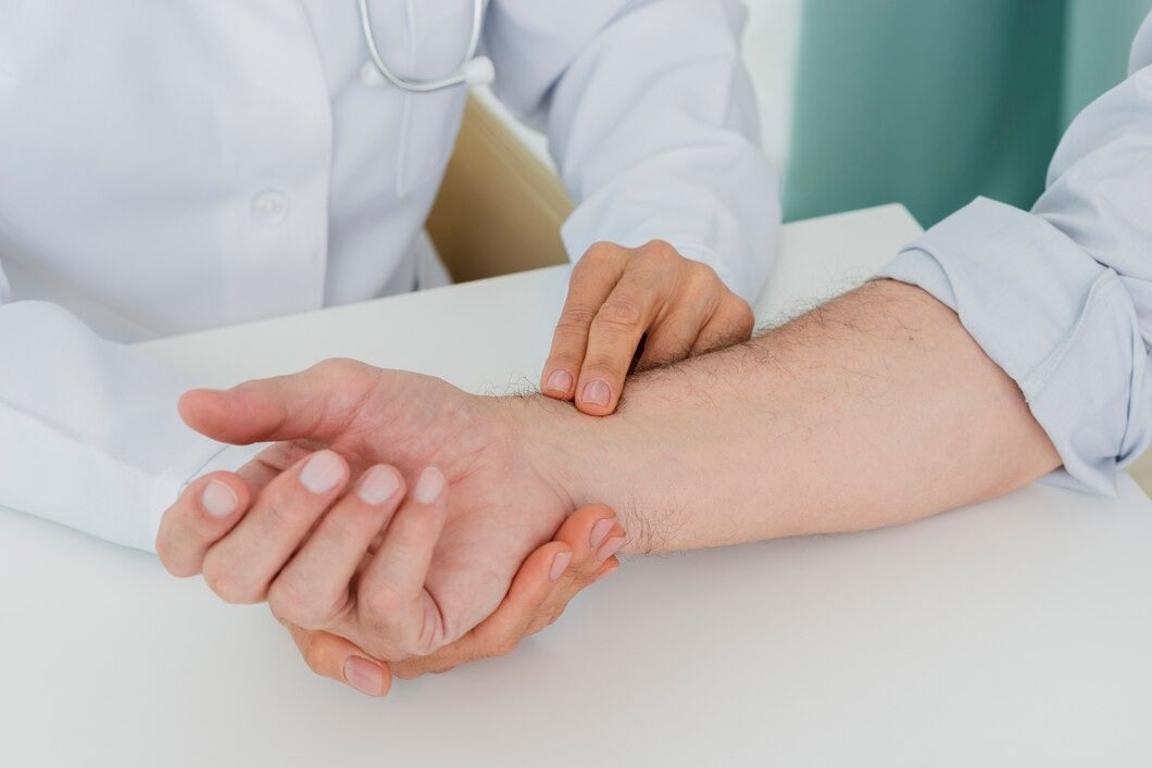 Carpal Tunnel Syndrome: Prevention and Management with Hand Care