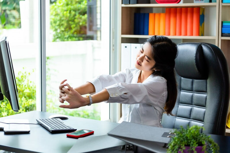 Desk Job Dilemmas: How to Maintain Good Posture at Work