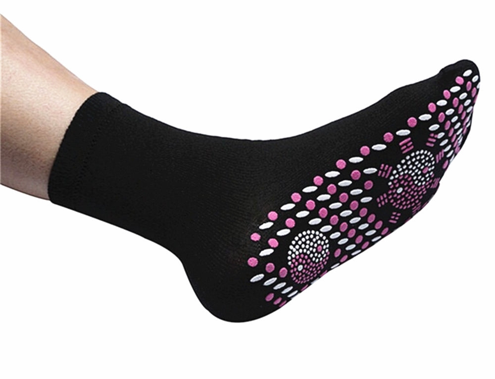 Self-Heating Magnetic Socks